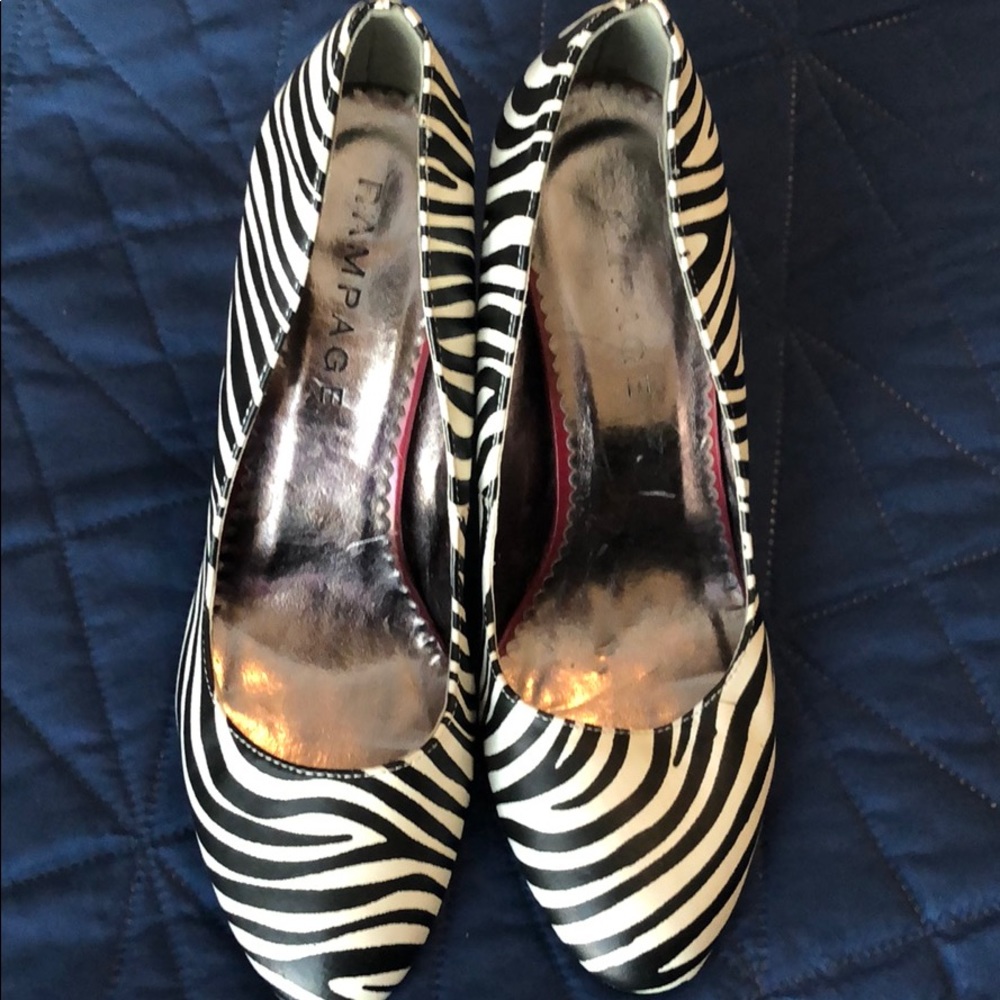🦓 Zebra Heels 🦓 - Picture 3 of 7